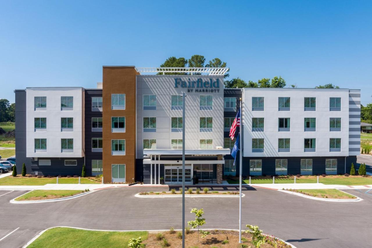 Fairfield By Marriott Inn & Suites Albertville Exterior photo